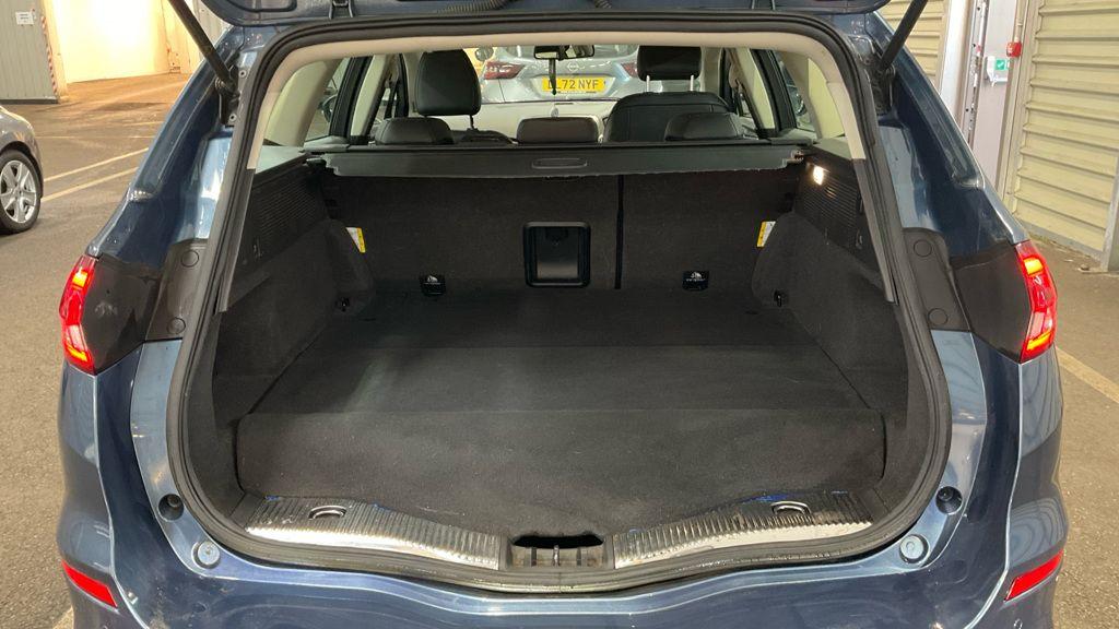 Used Ford Mondeo 2019 for sale - 76371136: Photo 12