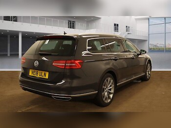 Used Volkswagen Passat 2018 for sale - 75838653: Photo