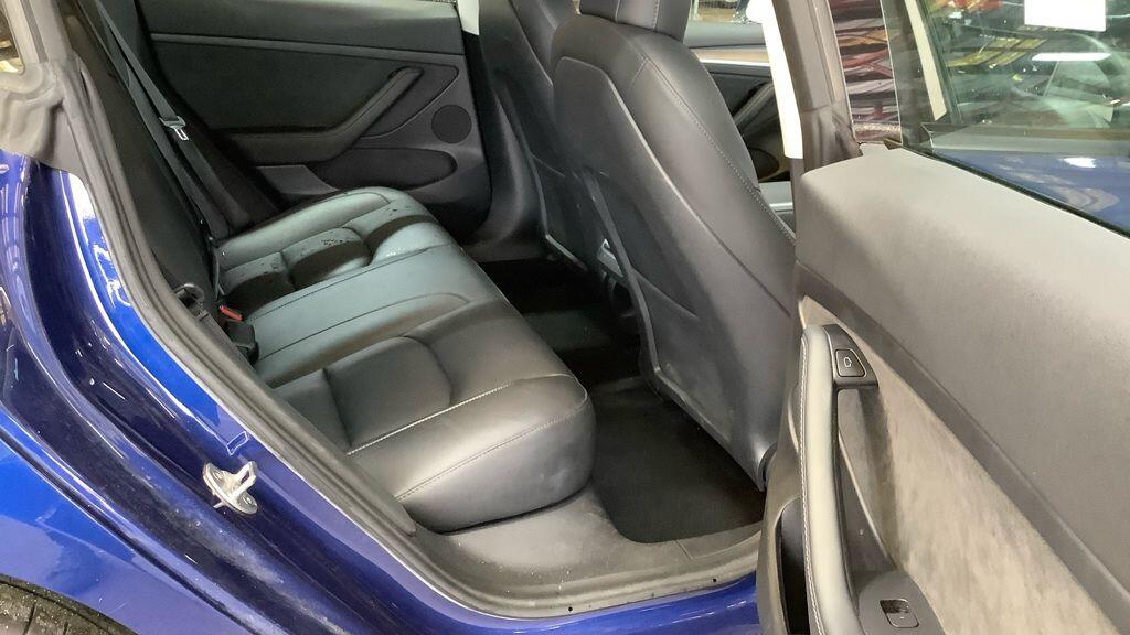 Used Tesla Model 3 2021 for sale - 78184719: Photo 17