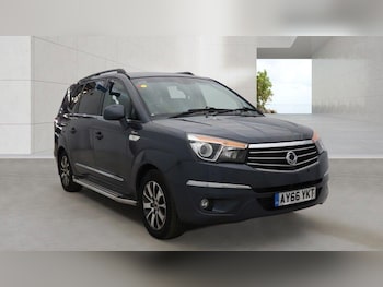 Used Ssangyong Turismo 2016 for sale - 79050088: Photo