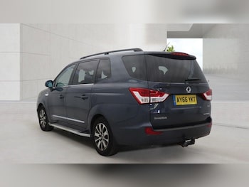 Used Ssangyong Turismo 2016 for sale - 79050088: Photo