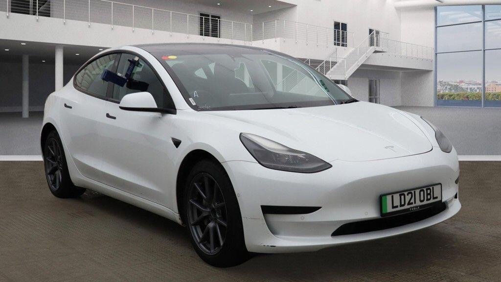 Used Tesla Model 3 2021 for sale - 76458137: Photo 1