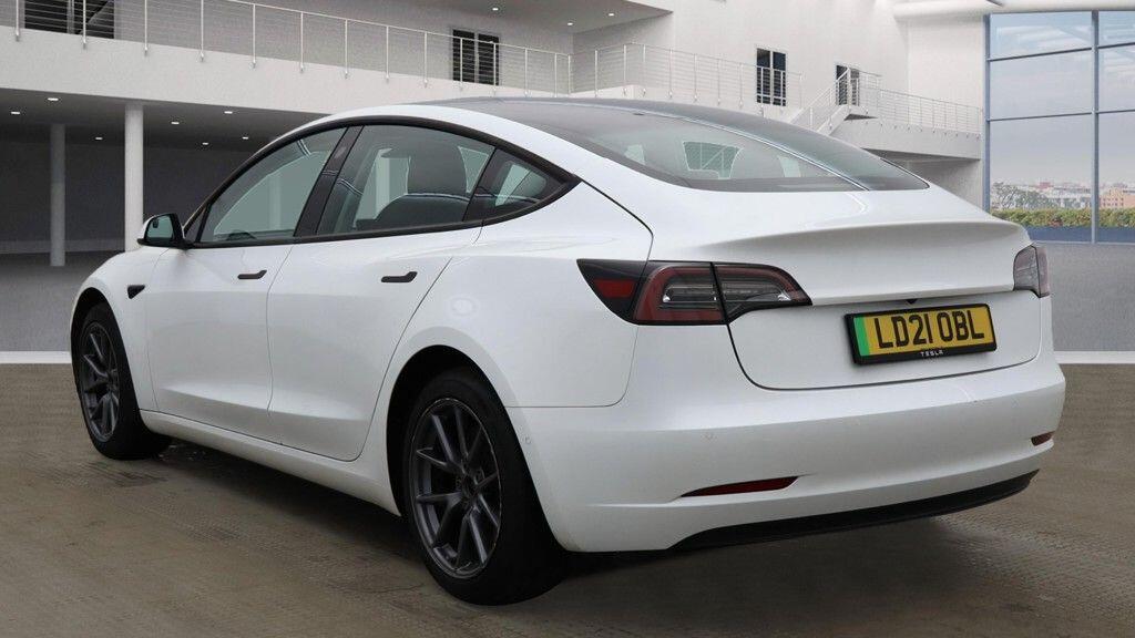 Used Tesla Model 3 2021 for sale - 76458137: Photo 4