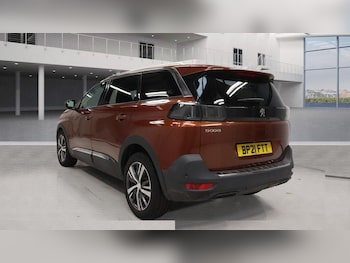 Used Peugeot 5008 2021 for sale - 76259596: Photo