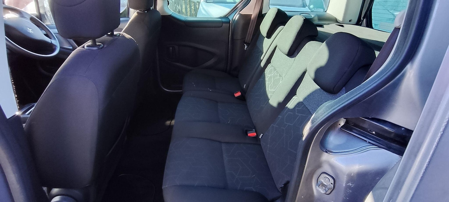 Used Peugeot Partner Tepee 2016 for sale - 77029970: Photo 17