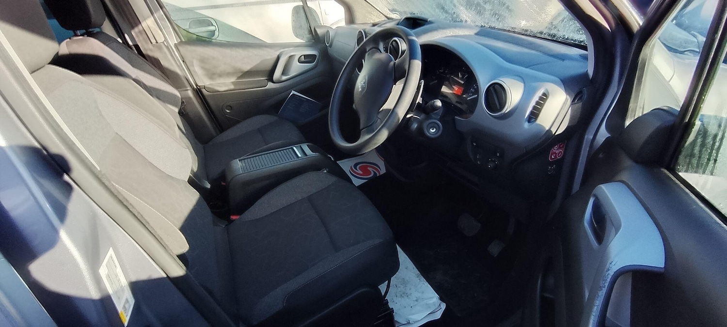 Used Peugeot Partner Tepee 2016 for sale - 77029970: Photo 21