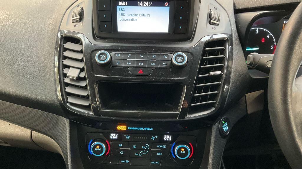 Used Ford Grand Tourneo Connect 2020 for sale - 77671445: Photo 17