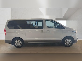 Used Hyundai i800 2019 for sale - 79292420: Photo