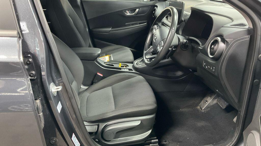 Used Hyundai KONA 2021 for sale - 76537965: Photo 4