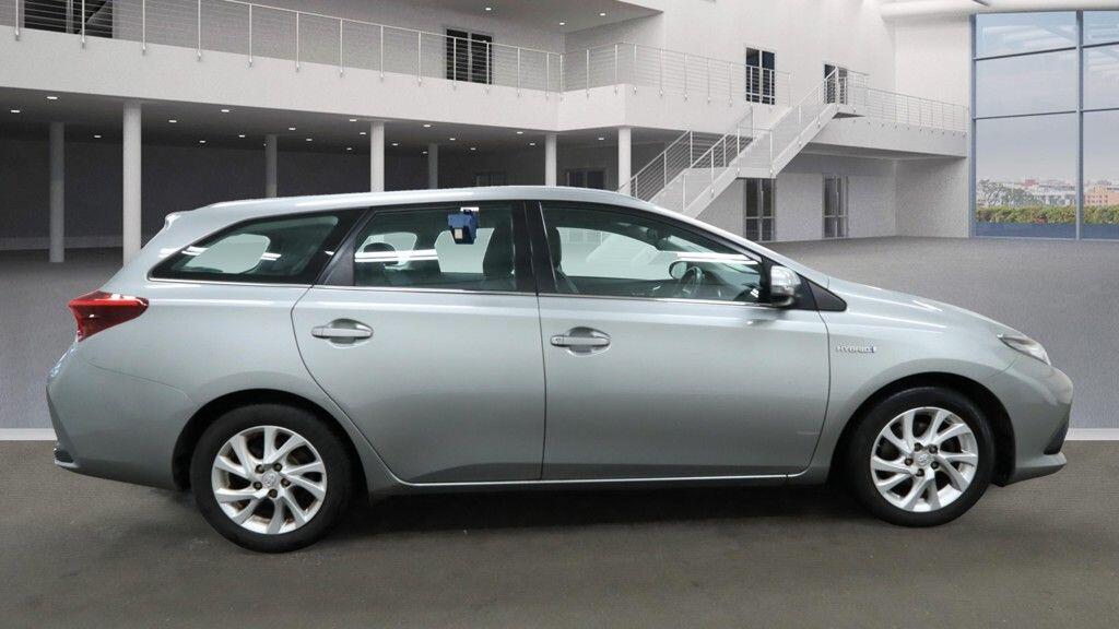 Used Toyota Auris 2018 for sale - 76802143: Photo 9