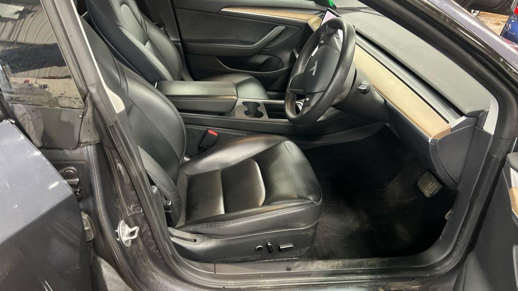 Used Tesla Model 3 2021 for sale - 76215064: Photo 11
