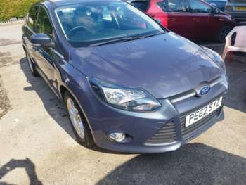 2012 (62) - 1.0T EcoBoost Zetec Euro 5 (s/s) 5dr