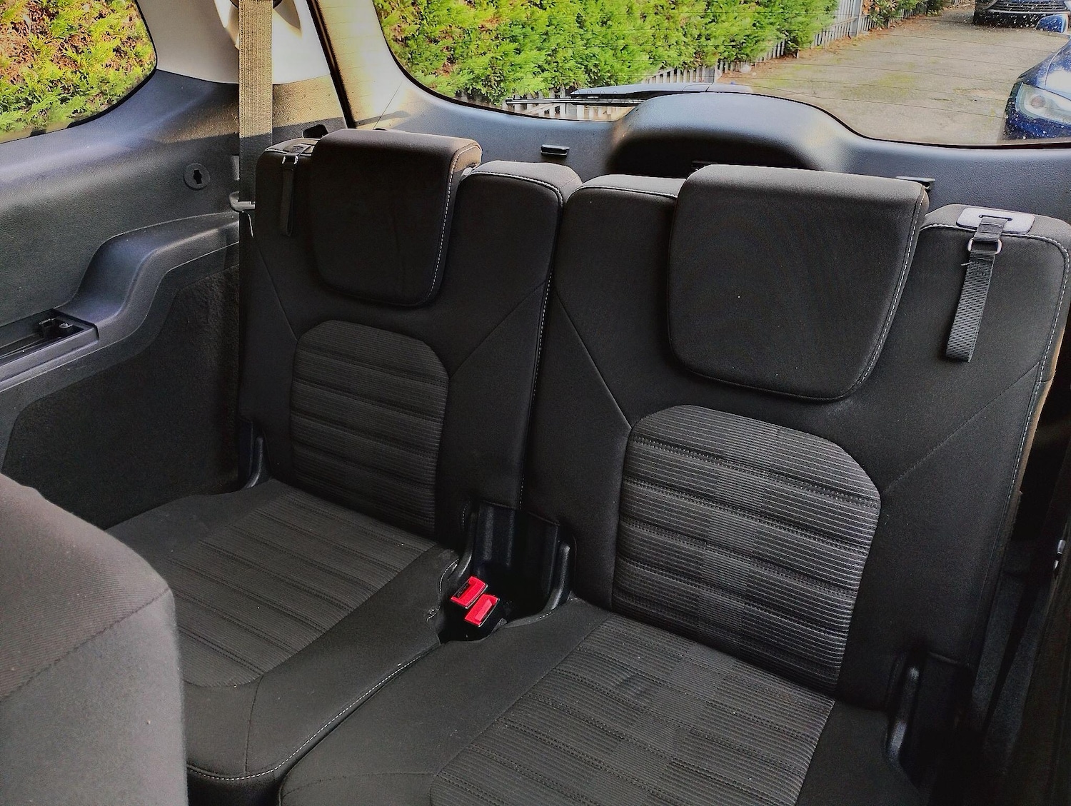 Used Ford Galaxy 2018 for sale - 76936104: Photo 22