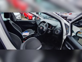 Used Fiat Punto 2013 for sale - 77683544: Photo