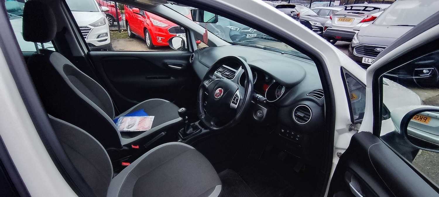 Used Fiat Punto 2013 for sale - 77683544: Photo 5