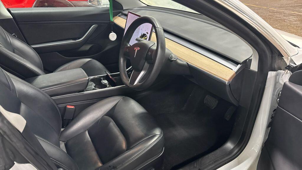 Used Tesla Model 3 2020 for sale - 76399381: Photo 11