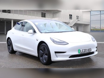 Used Tesla Model 3 2020 for sale - 76399381: Photo