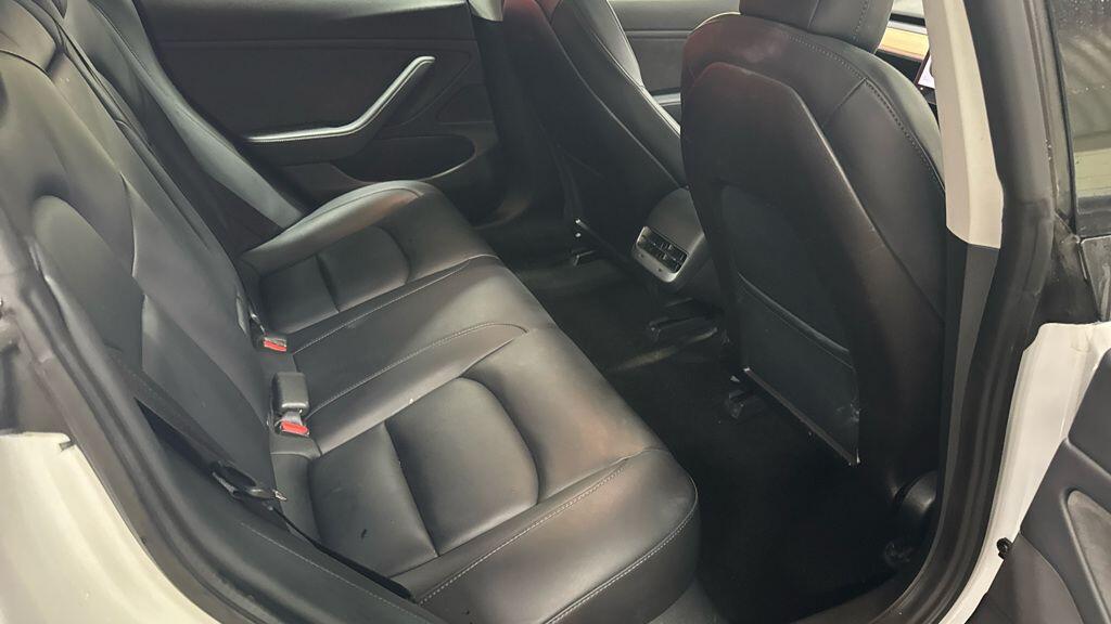 Used Tesla Model 3 2020 for sale - 76399381: Photo 6