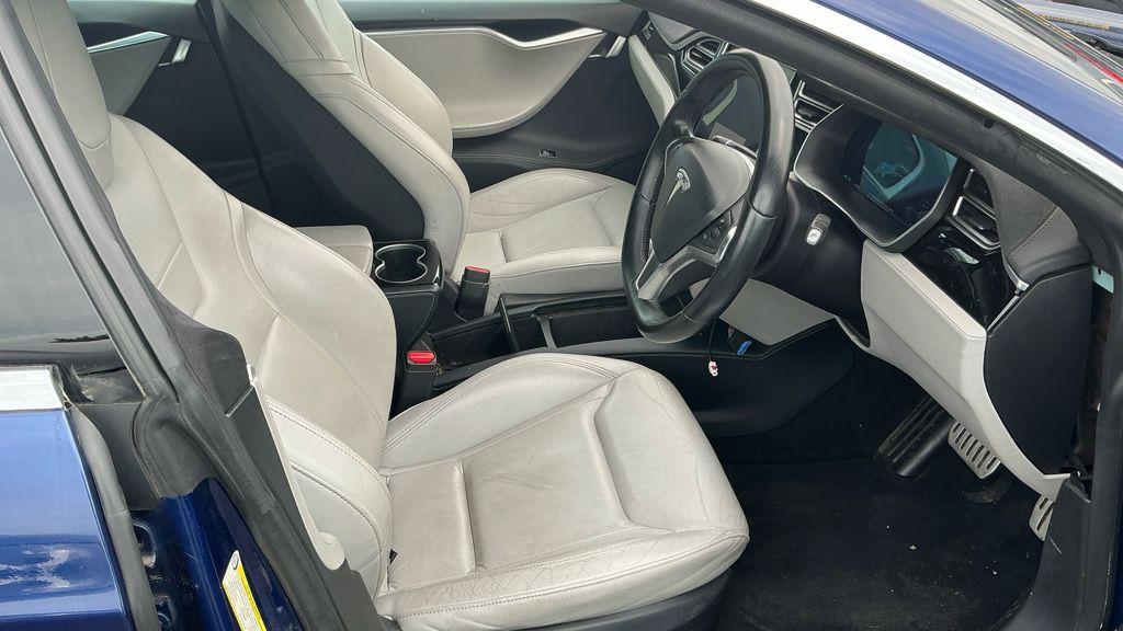 Used Tesla Model S 2016 for sale - 76398358: Photo 3