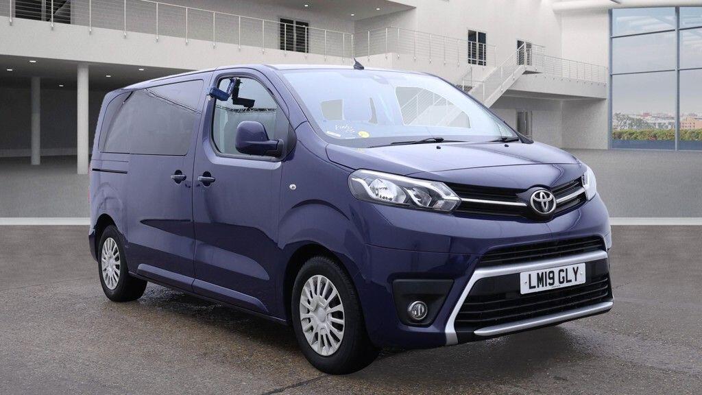 Used Toyota PROACE CITY Verso 2019 for sale - 76898312: Photo 1