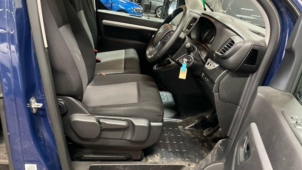 Used Toyota PROACE CITY Verso 2019 for sale - 76898312: Photo 11