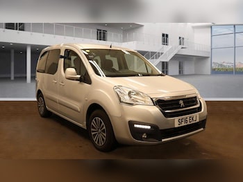 Used Peugeot Partner Tepee 2016 for sale - 76476598: Photo