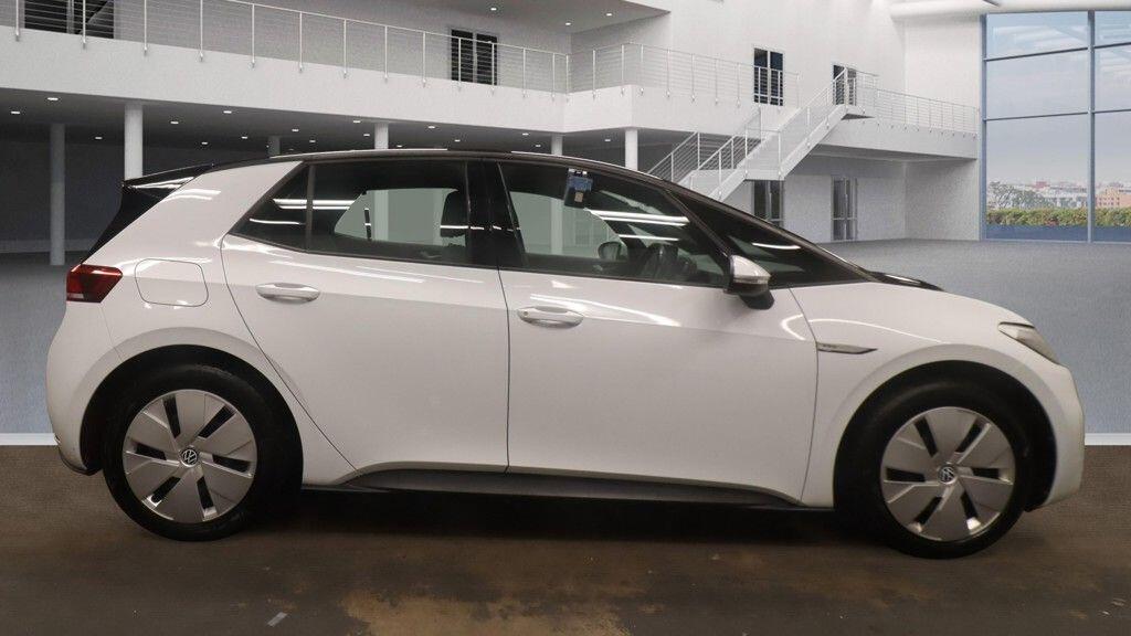 Used Volkswagen ID.3 2022 for sale - 76632635: Photo 6