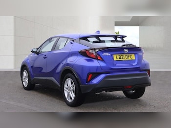 Used Toyota C-HR 2021 for sale - 79304121: Photo