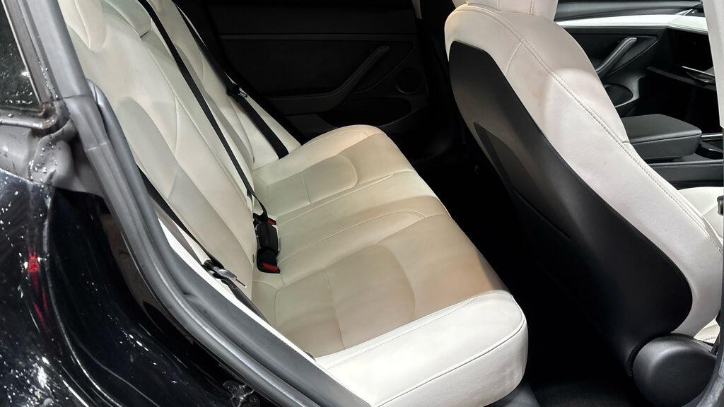 Used Tesla Model 3 2021 for sale - 77016691: Photo 3