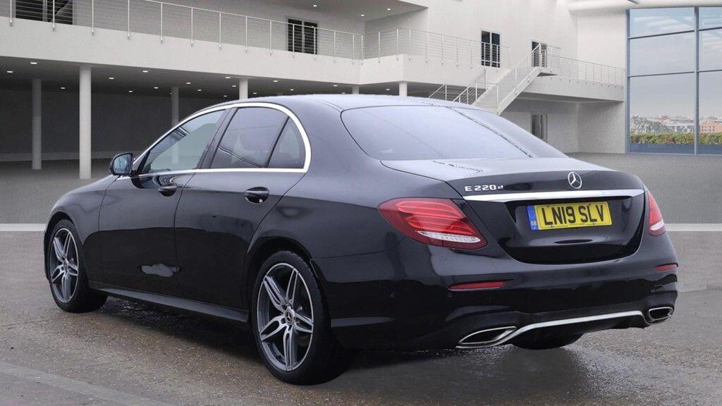 Used Mercedes-Benz E Class 2019 for sale - 76572812: Photo 5