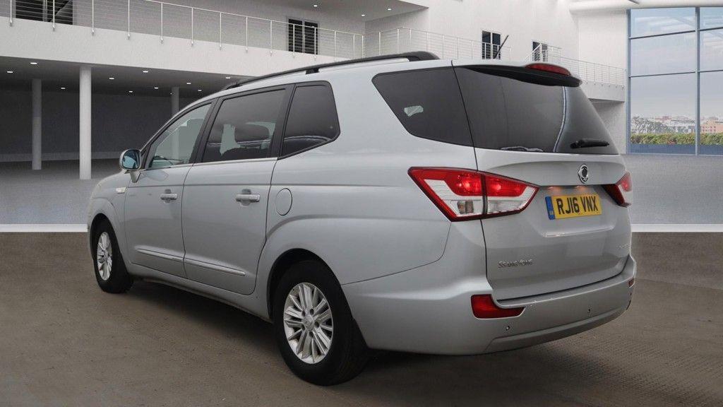 Used Ssangyong Turismo for sale - 76476602: Photo 4