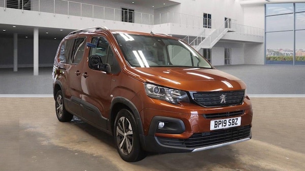 Used Peugeot Rifter 2019 for sale - 76200413: Photo 1