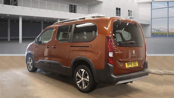Used Peugeot Rifter 2019 for sale - 76200413: Photo 6