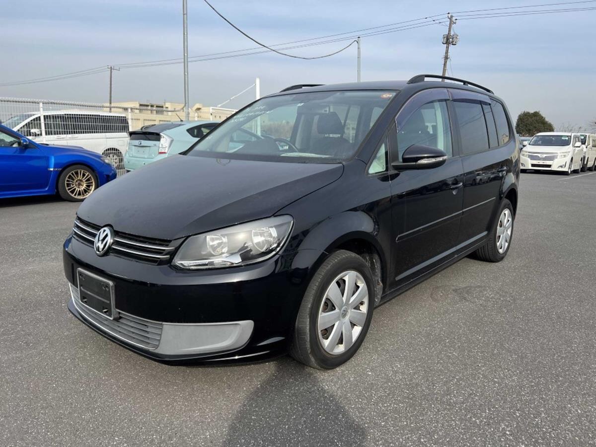 Used Volkswagen Touran 2023 for sale - 76446471: Photo 1