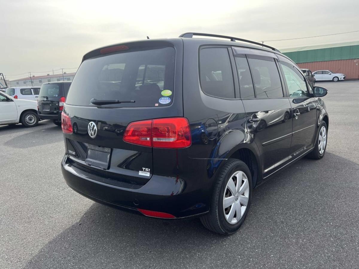Used Volkswagen Touran 2023 for sale - 76446471: Photo 3