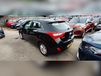 Used Hyundai i30 2016 for sale - 78057621: Photo
