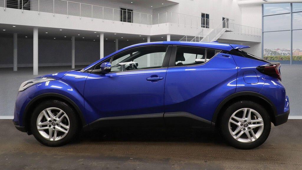 Used Toyota C-HR 2020 for sale - 76865875: Photo 15