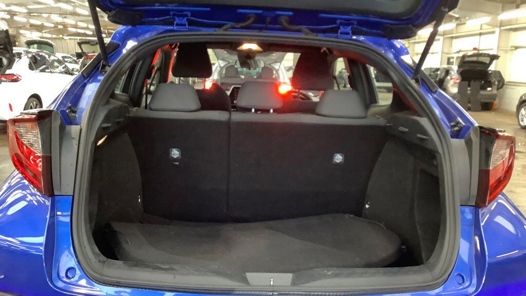 Used Toyota C-HR 2020 for sale - 76865875: Photo 16