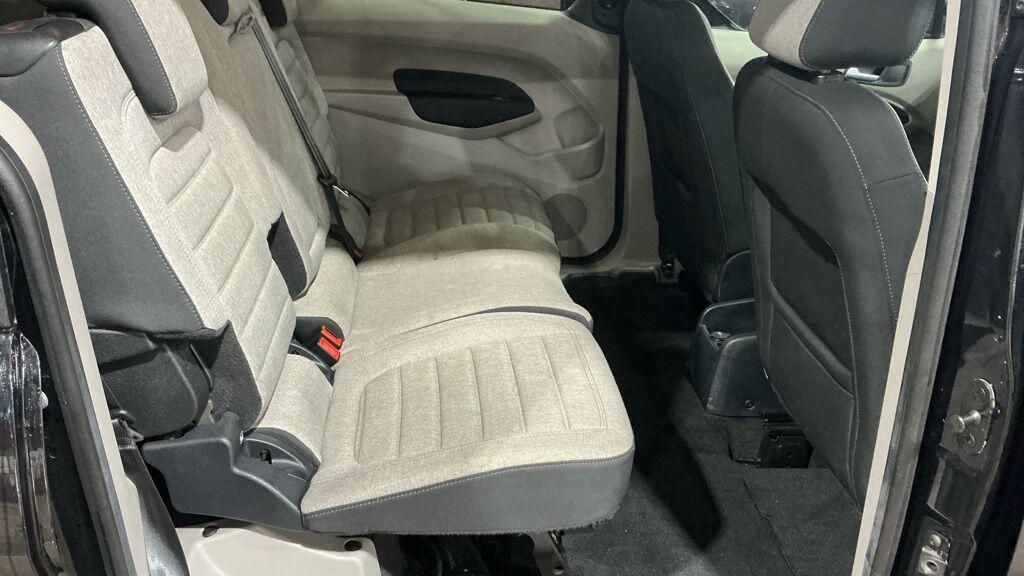 Used Ford Grand Tourneo Connect 2019 for sale - 77049761: Photo 15