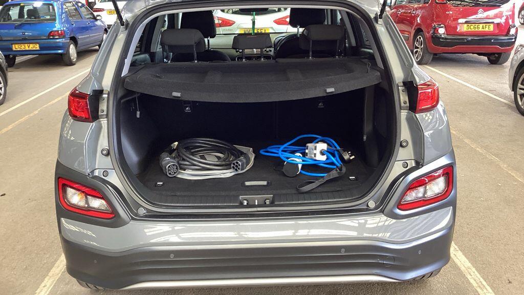 Used Hyundai KONA 2020 for sale - 77612680: Photo 8