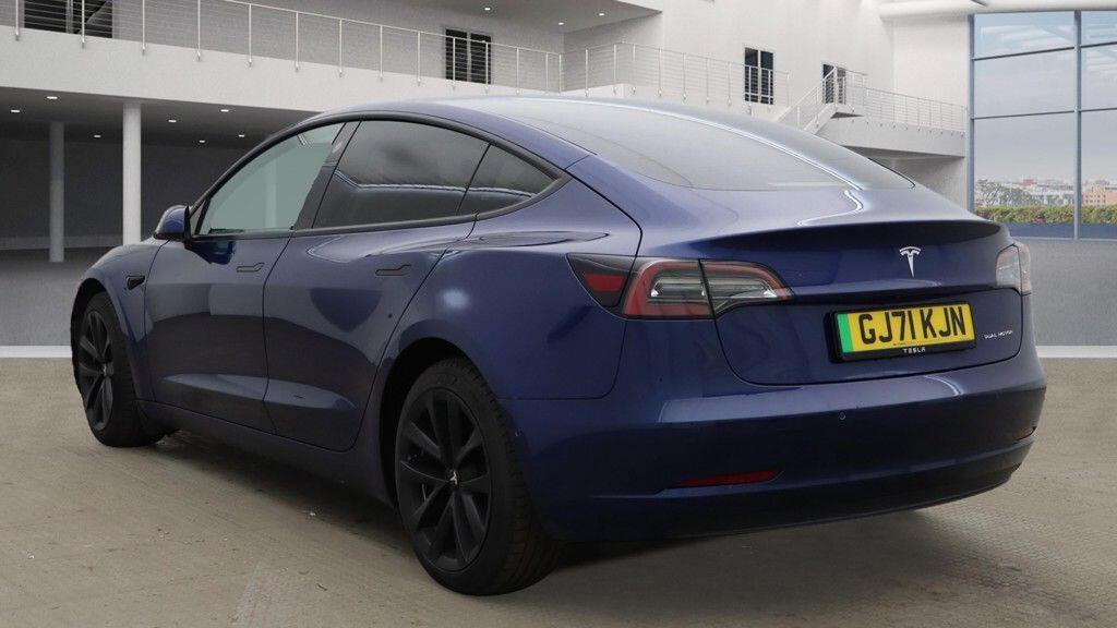 Used Tesla Model 3 2021 for sale - 76632947: Photo 4