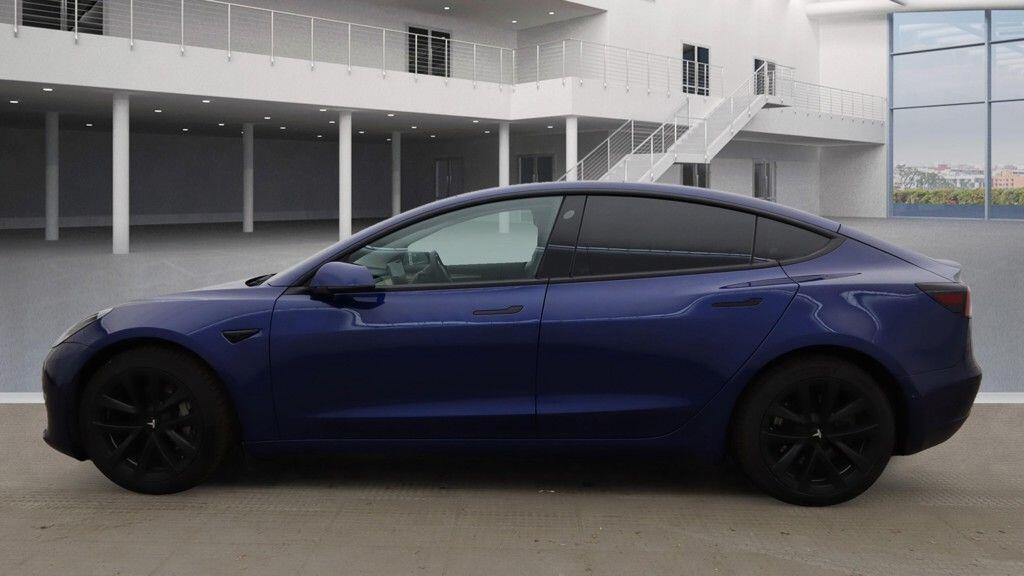 Used Tesla Model 3 2021 for sale - 76632947: Photo 9