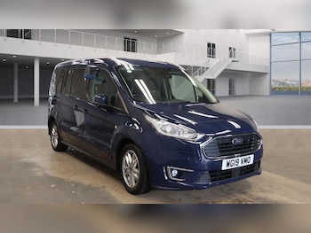 Used Ford Grand Tourneo Connect 2019 for sale - 76472326: Photo