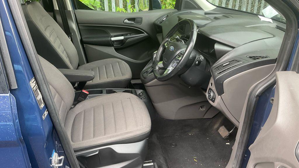 Used Ford Grand Tourneo Connect 2019 for sale - 76472326: Photo 4