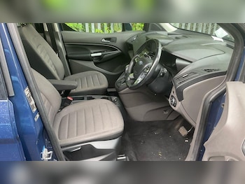 Used Ford Grand Tourneo Connect 2019 for sale - 76472326: Photo