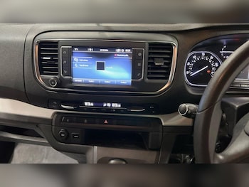 Used Toyota PROACE CITY Verso 2019 for sale - 76549230: Photo