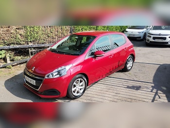 Used Peugeot 208 2018 for sale - 79324609: Photo