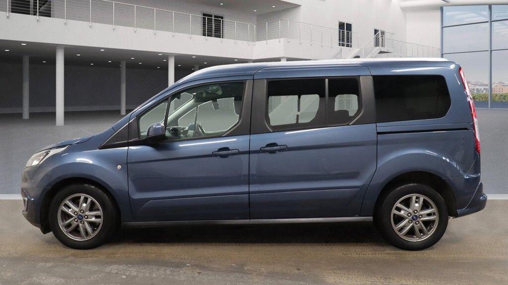 Used Ford Grand Tourneo Connect 2022 for sale - 76801807: Photo 6