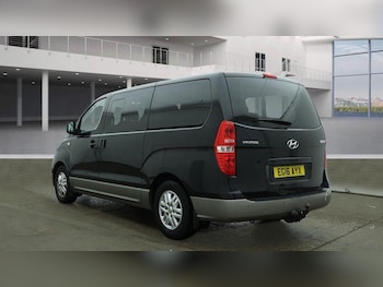 Used Hyundai i800 2016 for sale - 76476592: Photo