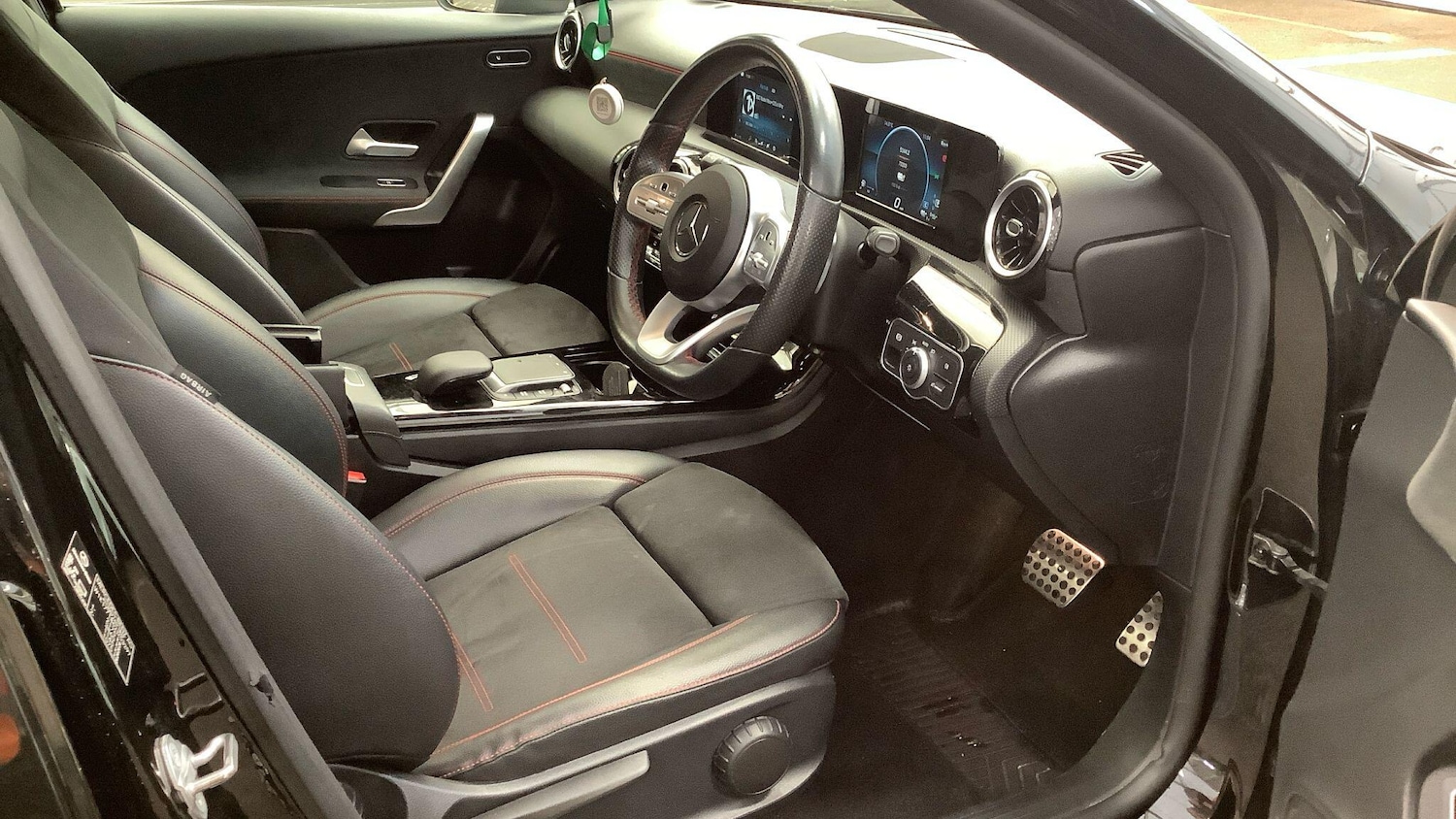 Used Mercedes-Benz A-Class 2020 for sale - 77015980: Photo 4